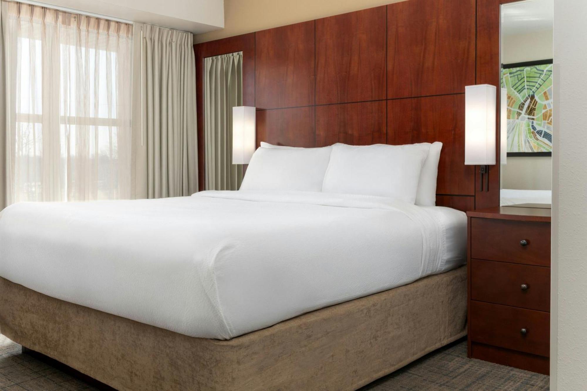 By Marriott 3*