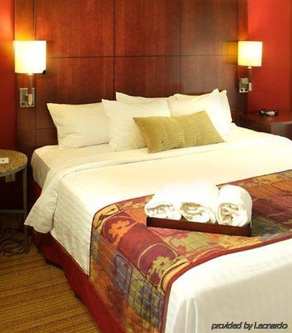 By Marriott Hotel 3*