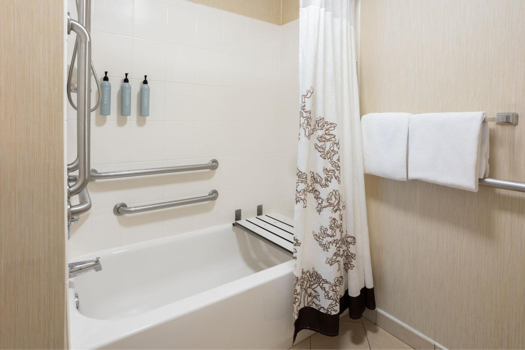 By Marriott Hotel 3*
